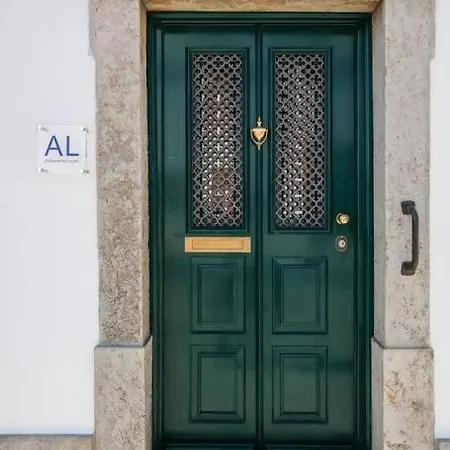 Casa Raino Tavira