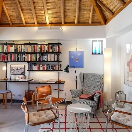 Casa Raino Tavira